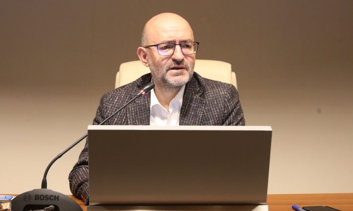 REKTÖR KORKMAZ MİLLETVEKİLLİĞİ İÇİN GÖREVİNDEN İSTİFA ETTİ