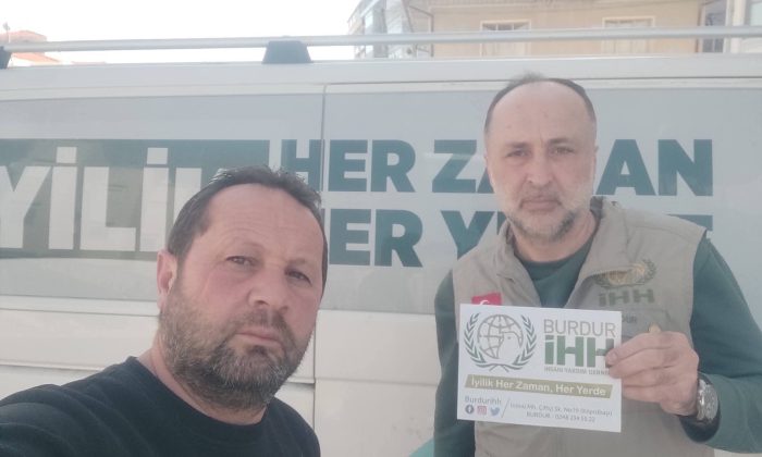 İHH KARAMANLI TEMSİLCİLİĞİ İHTİYAÇ SAHİBİ VATANDAŞLARIN YANINDA